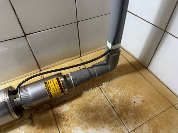�Ὤ����M��e��